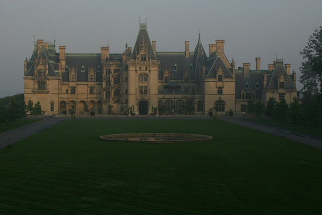 ../pictures/Biltmore_house14.jpg