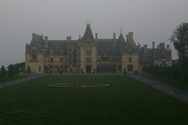 ../pictures/Biltmore_house5.jpg