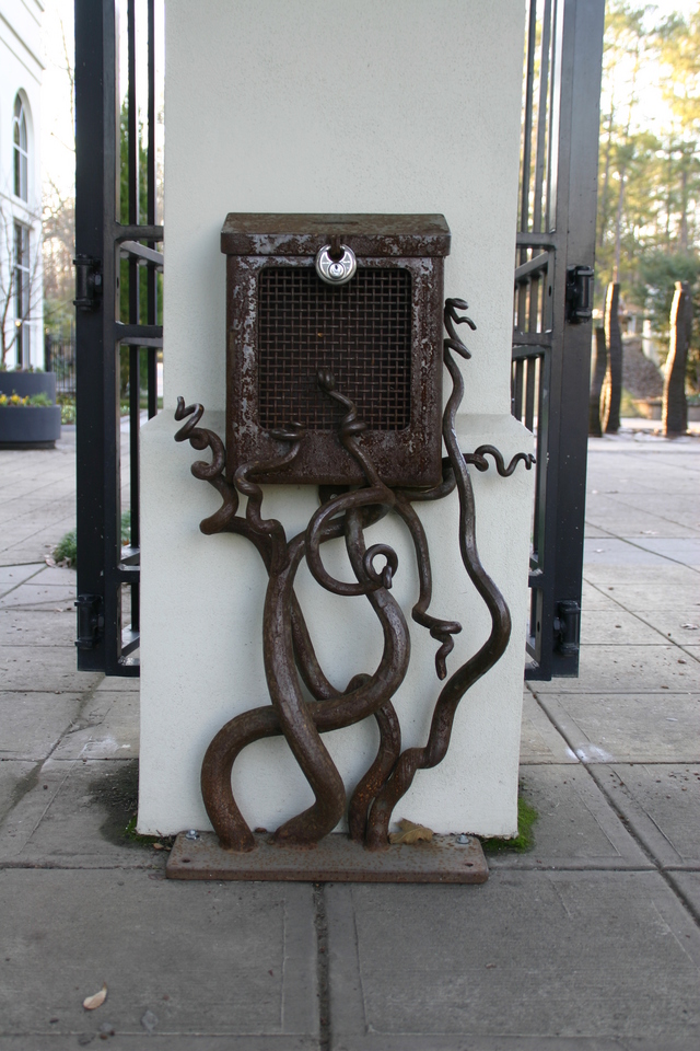 ../pictures/Birmingham_bothanical_garden1.jpg