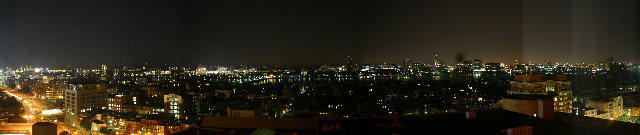 ../pictures/charles_river_panorama_by_night.jpg