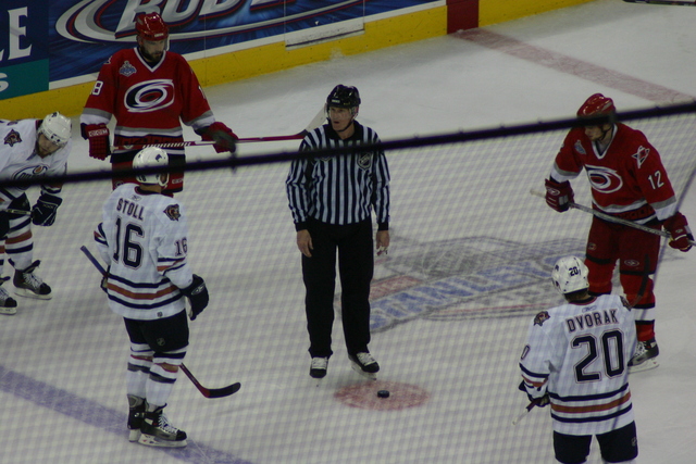 ../pictures/Hurricanes_Oilers_game5_108.jpg