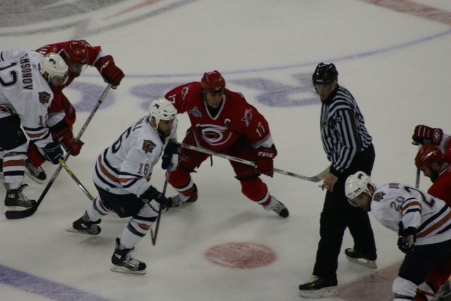 ../pictures/Hurricanes_Oilers_game5_117.jpg