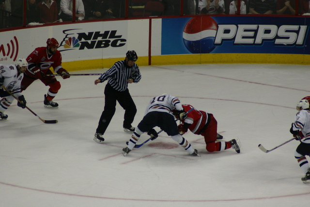 ../pictures/Hurricanes_Oilers_game5_123.jpg