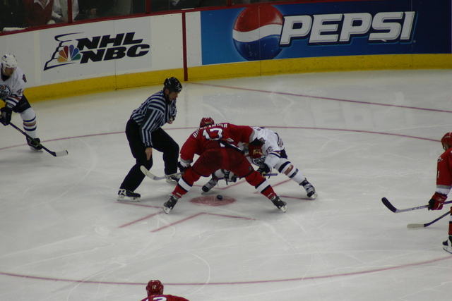 ../pictures/Hurricanes_Oilers_game5_129.jpg