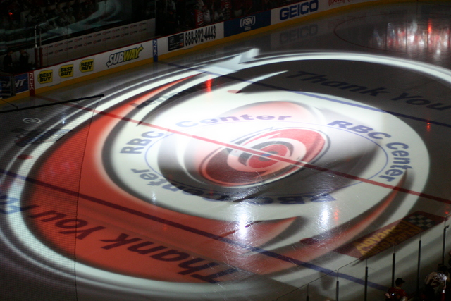 ../pictures/Hurricanes_Oilers_game5_16.jpg