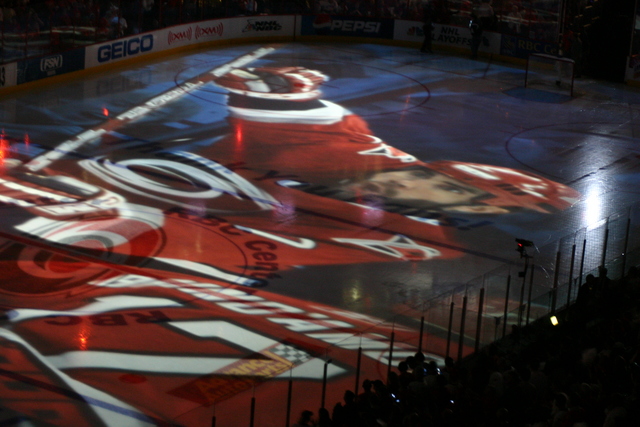 ../pictures/Hurricanes_Oilers_game5_18.jpg