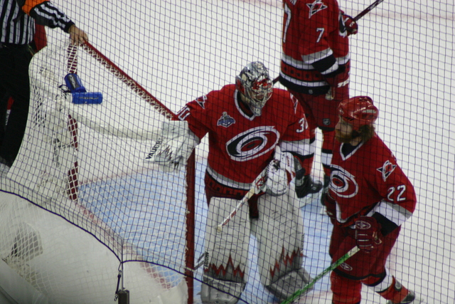 ../pictures/Hurricanes_Oilers_game5_87.jpg