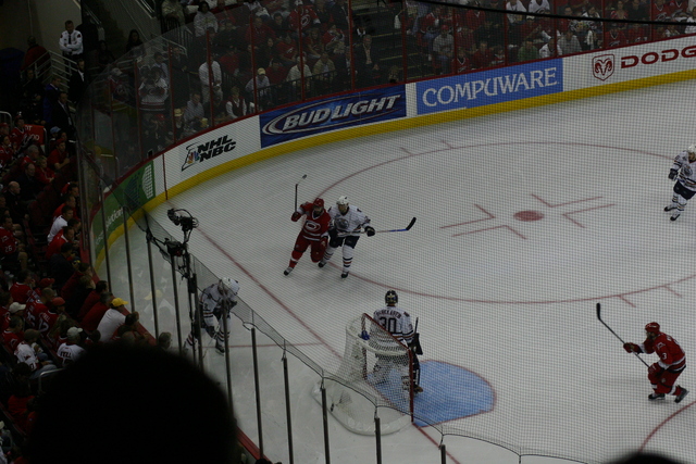 ../pictures/Hurricanes_Oilers_game5_92.jpg