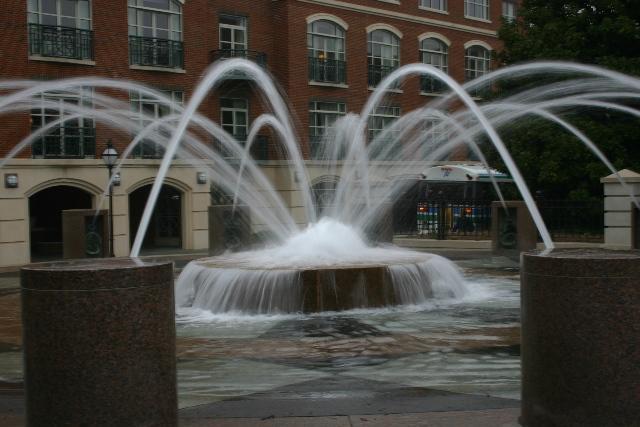 ../pictures/Water_fountain3.jpg