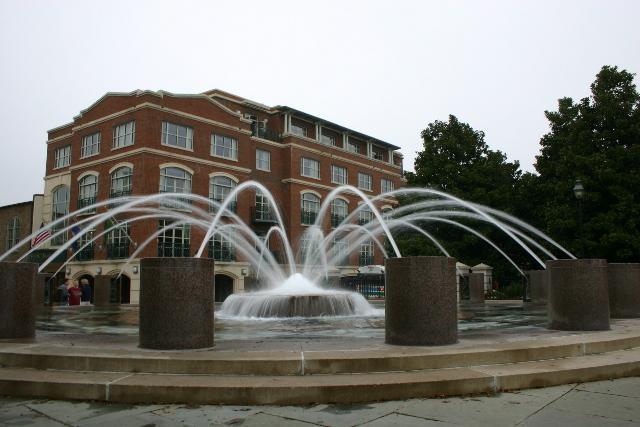 ../pictures/Water_fountain5.jpg