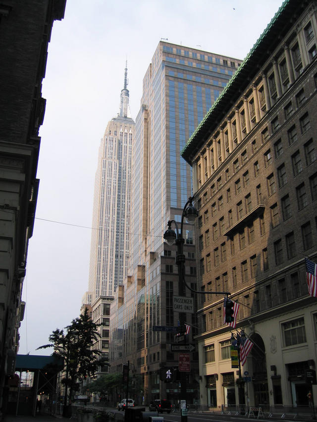 ../pictures/Empire_state_building2.jpg