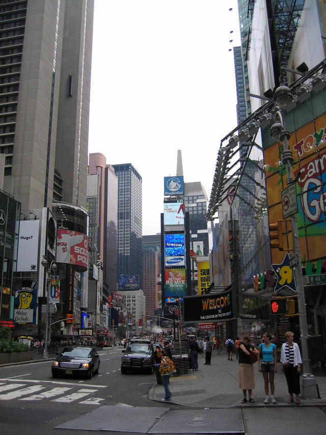 ../pictures/Time_square2.jpg