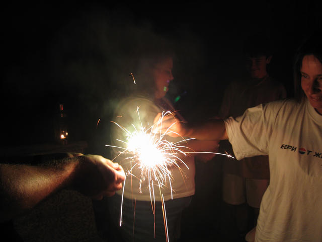 ../pictures/sparklers.jpg