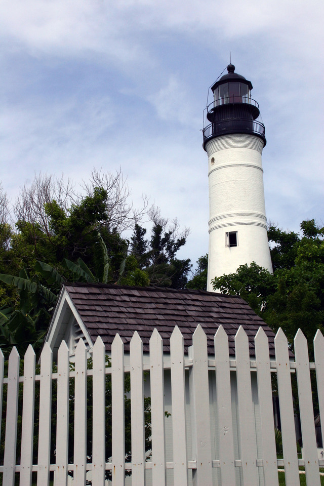 ../pictures/lighthouse2.jpg