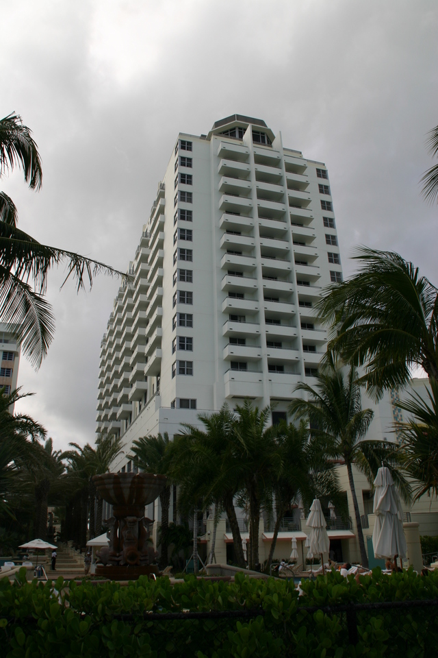 ../pictures/hotels_on_Ocean_drive8.jpg