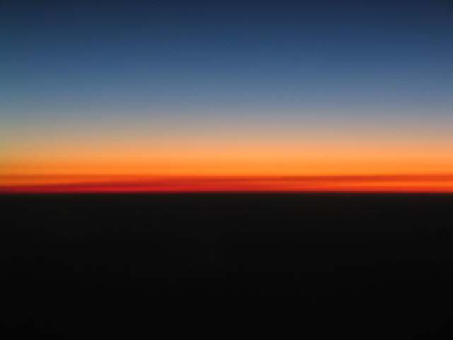 ../pictures/sunset_from_plane.jpg