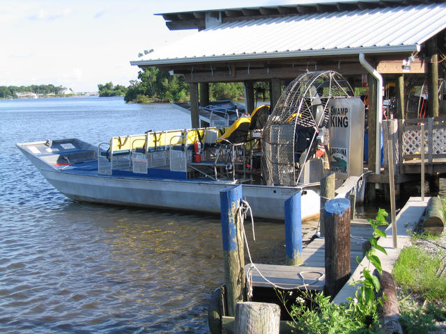 ../pictures/airboat.jpg