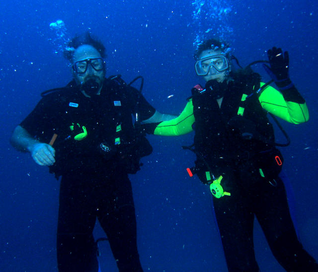 ../pictures/our_dive_buddies.jpg