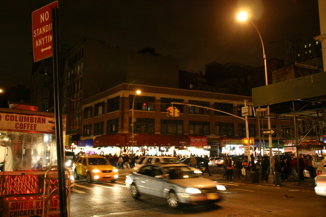 ../pictures/NYC_by_night15.jpg