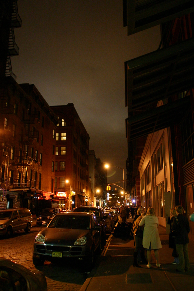 ../pictures/NYC_by_night22.jpg