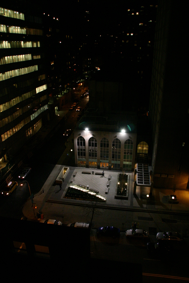 ../pictures/NYC_by_night5.jpg
