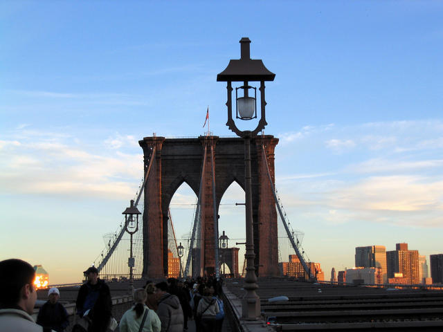 ../pictures/Brooklyn_bridge.jpg