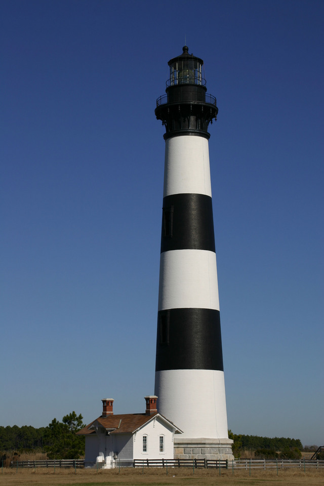 ../pictures/Boddie_Island_lighthouse13.jpg