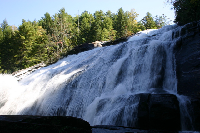 ../pictures/Tripple_Falls12.jpg