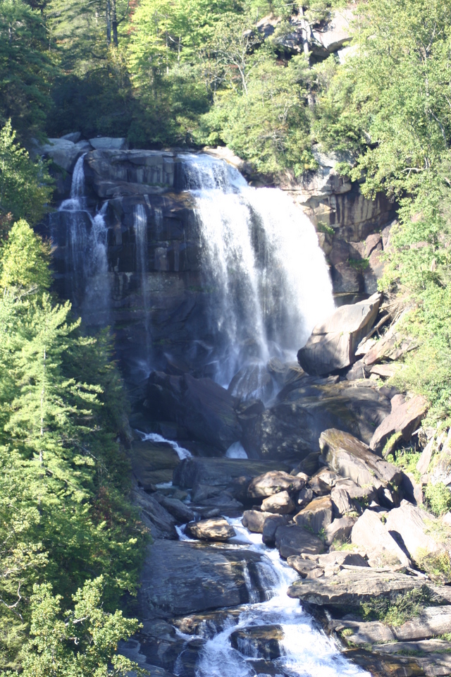 ../pictures/Whitewater_Falls6.jpg
