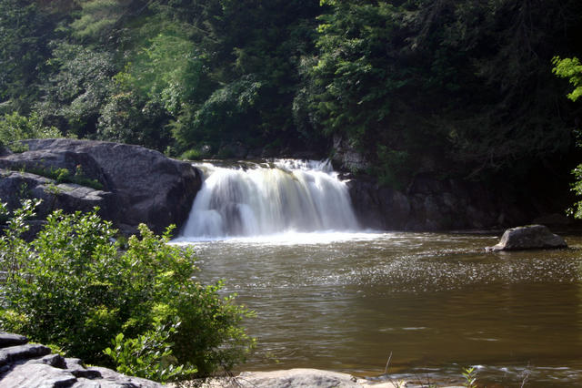 ../pictures/Linville_falls11.jpg