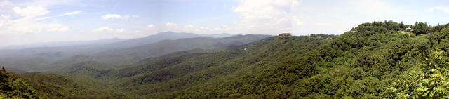 ../pictures/blowing_rock_panorama.jpg
