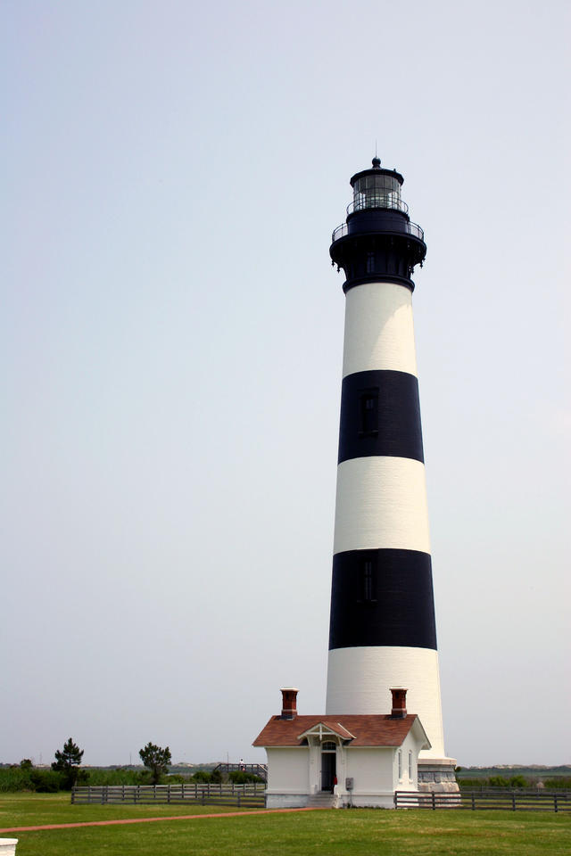 ../pictures/Bodie_lighthouse1.jpg