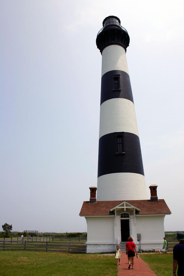 ../pictures/Bodie_lighthouse3.jpg