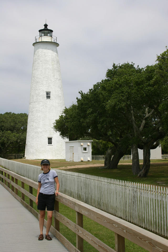 ../pictures/Ocracoke_lighthouse2.jpg