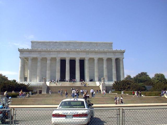 ../pictures/Lincoln_memorial.jpg
