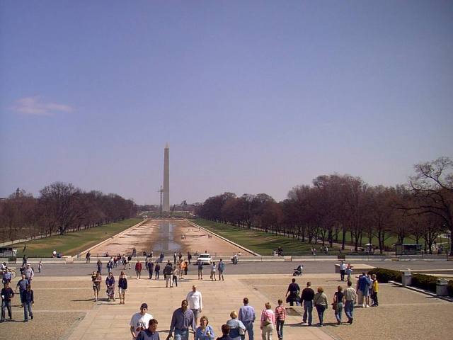 ../pictures/Washington_monument_and_empty_reflecting_pool.jpg