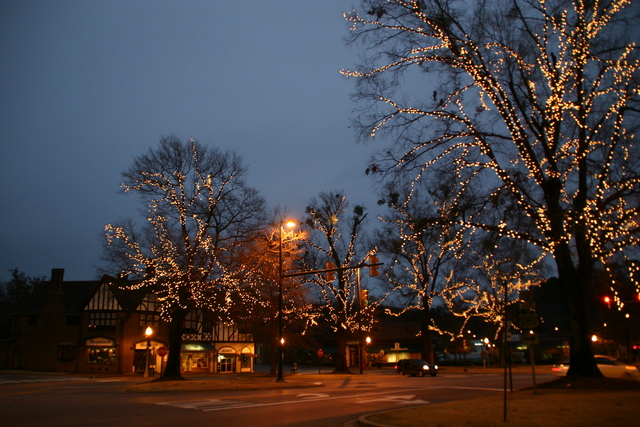 ../pictures/Birmingham_by_night12.jpg