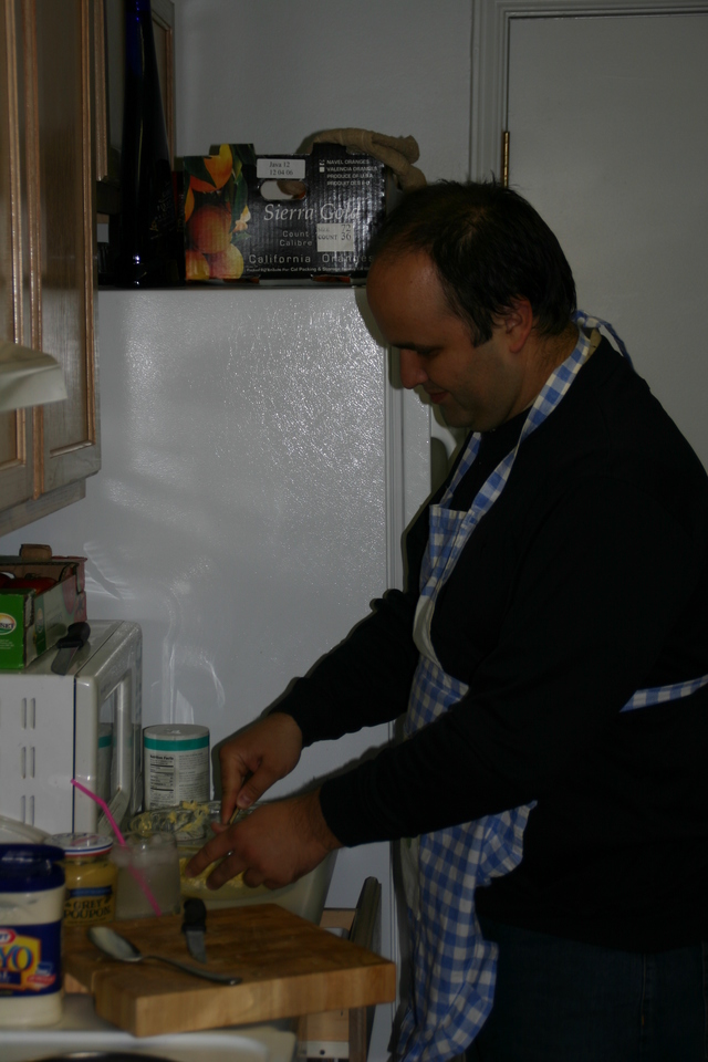 ../pictures/Doru_cooking2.jpg