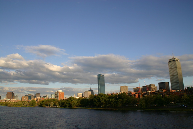 ../pictures/Charles_river5.jpg