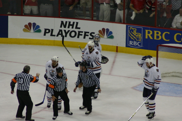 ../pictures/Hurricanes_Oilers_game5_76.jpg