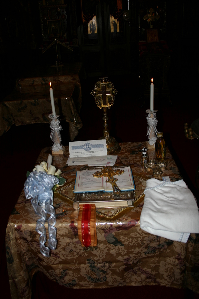 ../pictures/Baptising_Andrew_in_NYC23.jpg