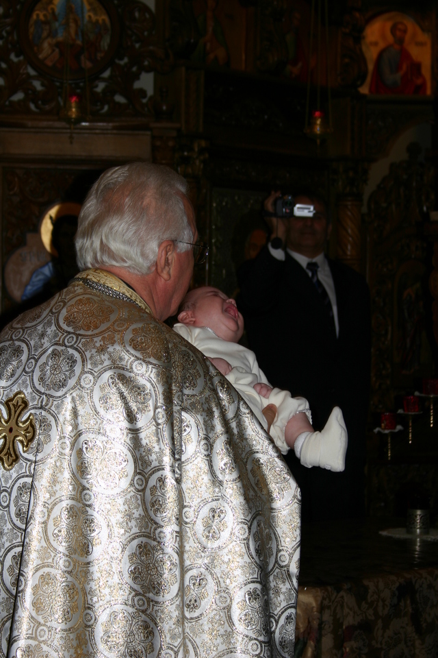 ../pictures/Baptising_Andrew_in_NYC73.jpg