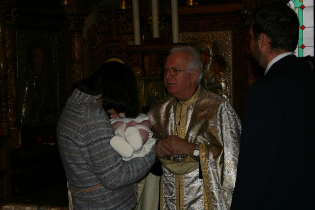 ../pictures/Baptising_Andrew_in_NYC74.jpg