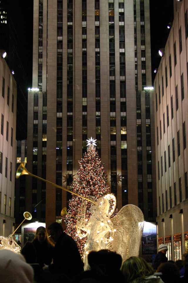 ../pictures/Baptising_Andrew_in_NYC82.jpg