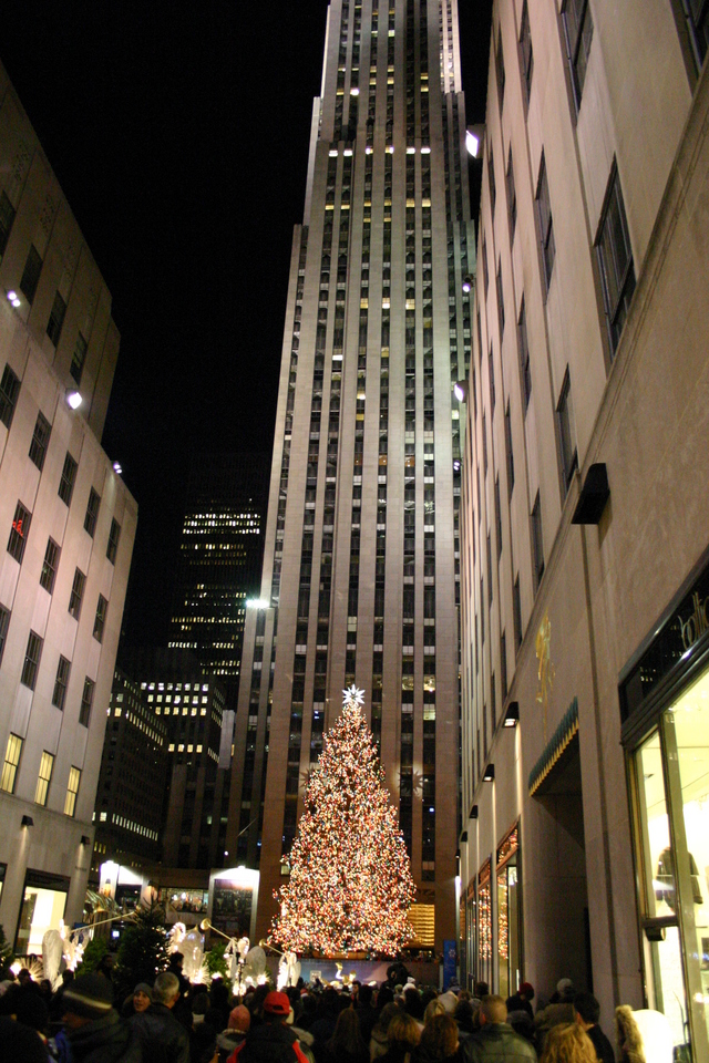 ../pictures/Baptising_Andrew_in_NYC84.jpg