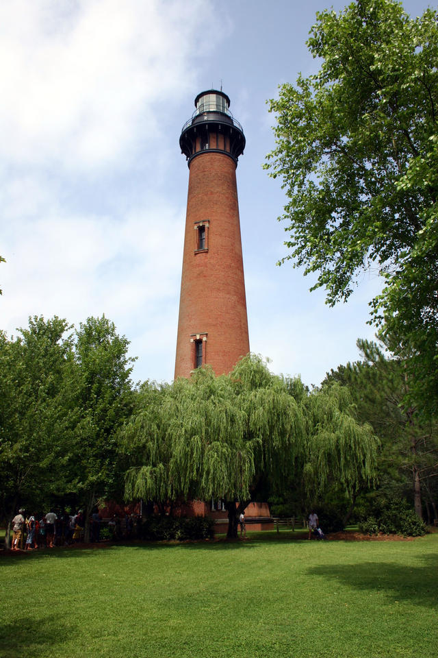../pictures/Currituck_lighthouse1.jpg