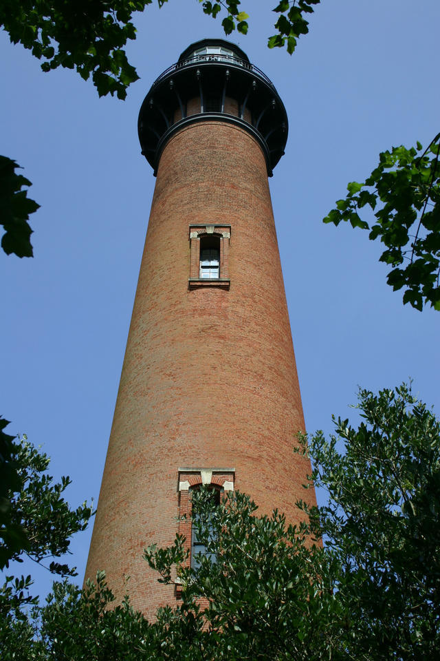 ../pictures/Currituck_lighthouse5.jpg