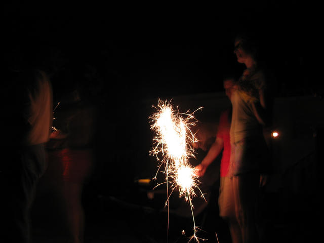 ../pictures/Stephanie_party54.jpg