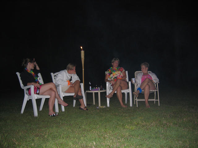 ../pictures/Stephanie_party56.jpg