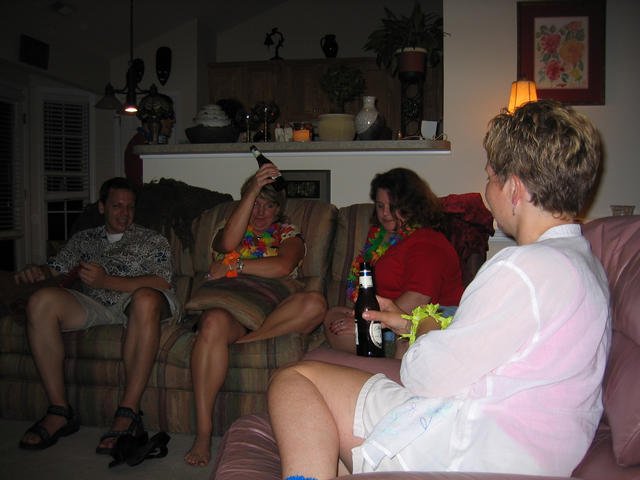 ../pictures/Stephanie_party72.jpg